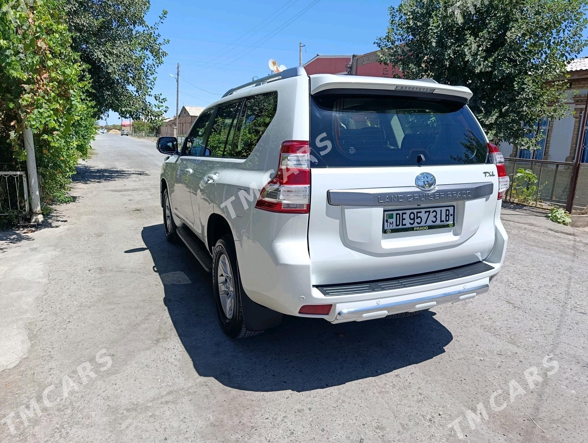 Toyota Land Cruiser Prado 2015 - 665 000 TMT - Туркменабат - img 8