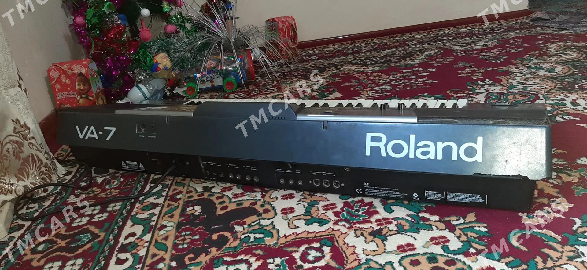 Roland VA 7 - Теджен - img 3