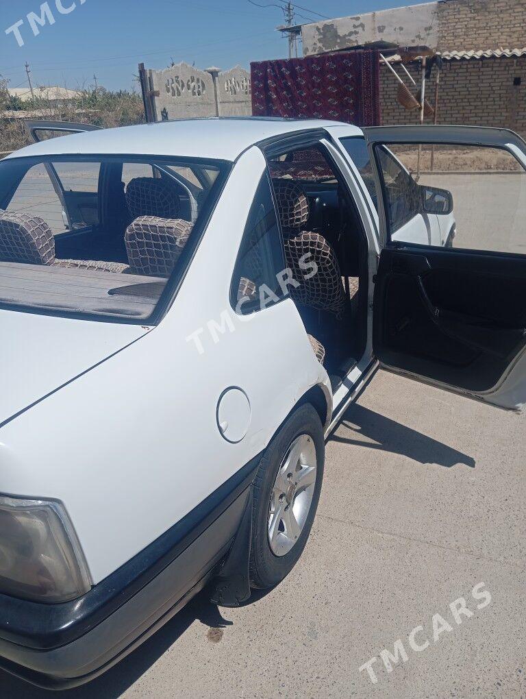 Opel Vectra 1992 - 27 000 TMT - Murgap - img 2