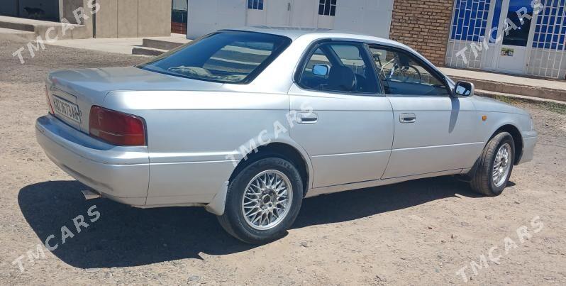 Toyota Camry 1994 - 50 000 TMT - Sarahs - img 3