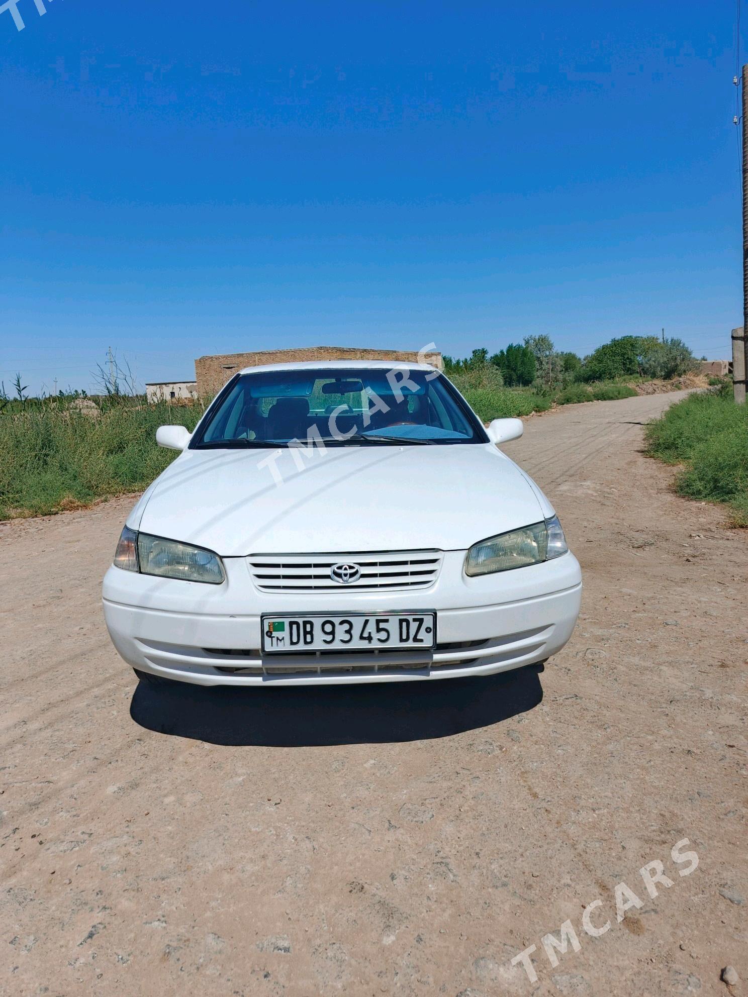 Toyota Camry 1999 - 125 000 TMT - Акдепе - img 7