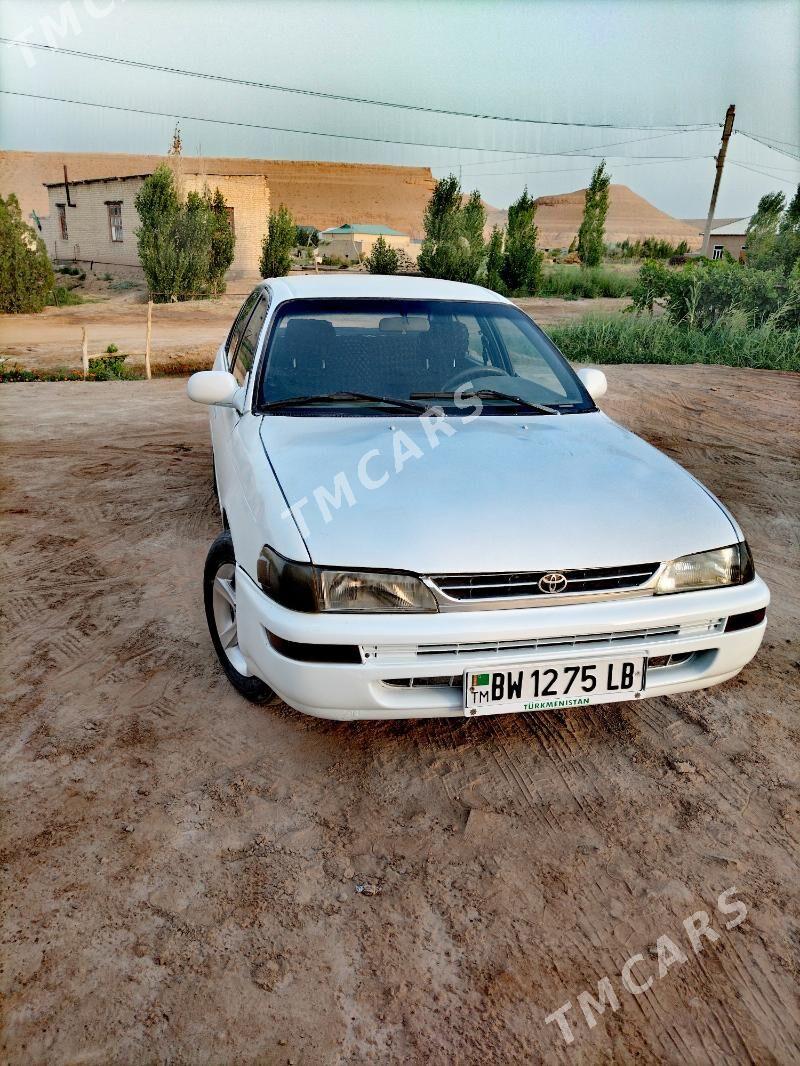 Toyota Corolla 1993 - 40 000 TMT - Фарап - img 3