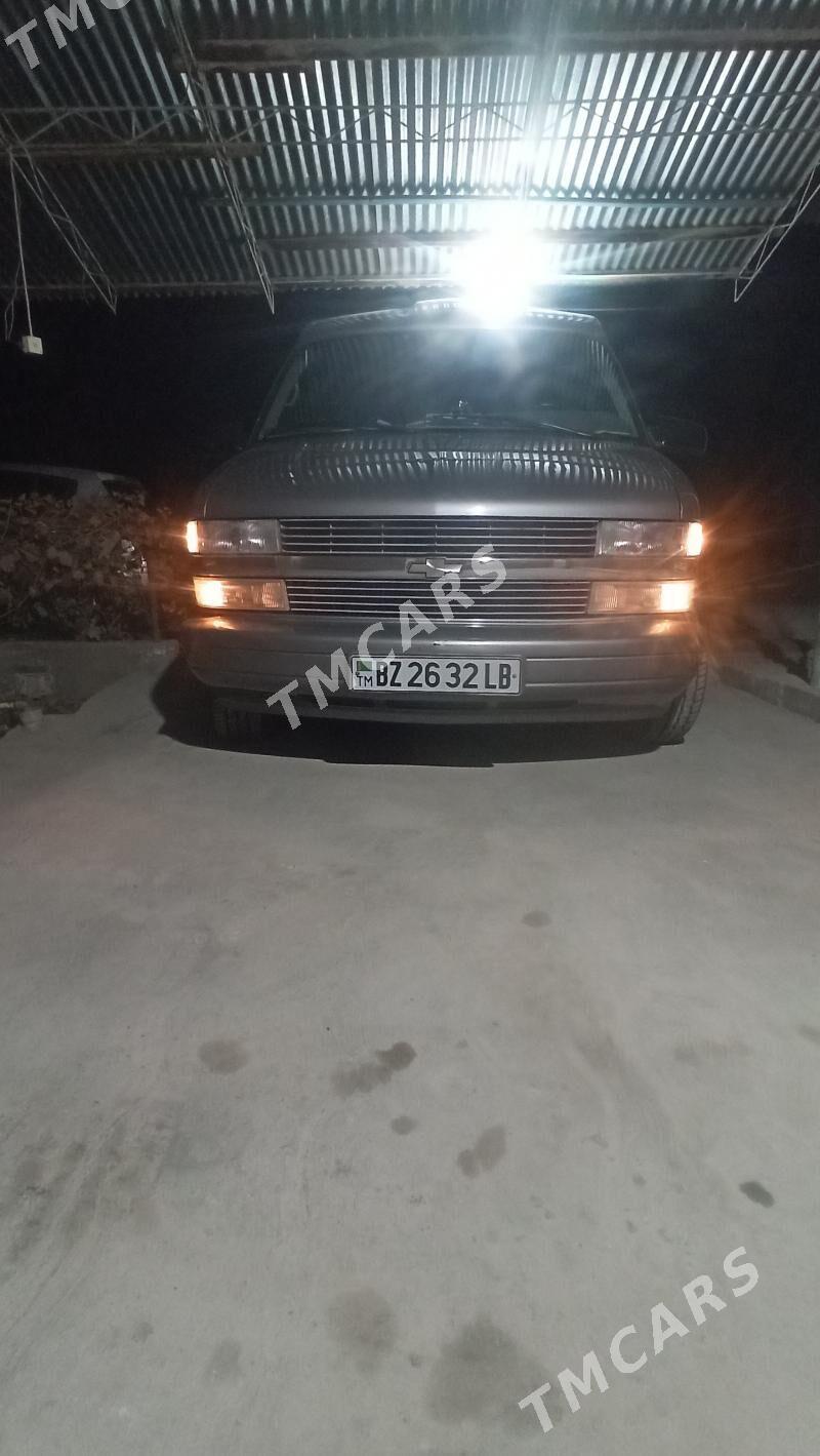 Chevrolet Astro 1995 - 90 000 TMT - Дянев - img 9