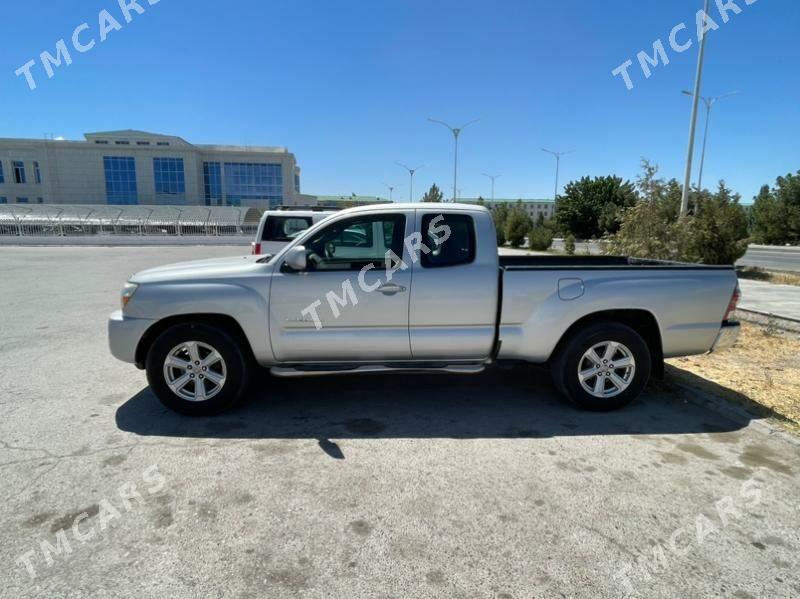 Toyota Tacoma 2010 - 250 000 TMT - Türkmenabat - img 2