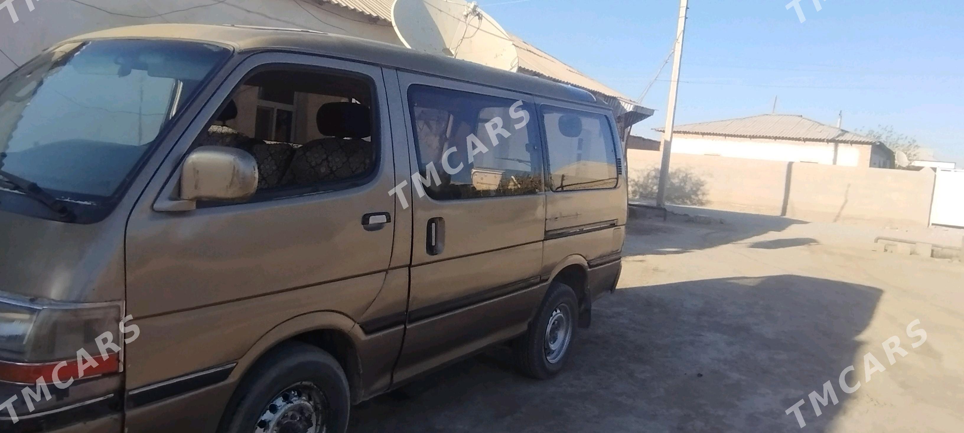 Toyota Hiace 1990 - 60 000 TMT - Векильбазар - img 4