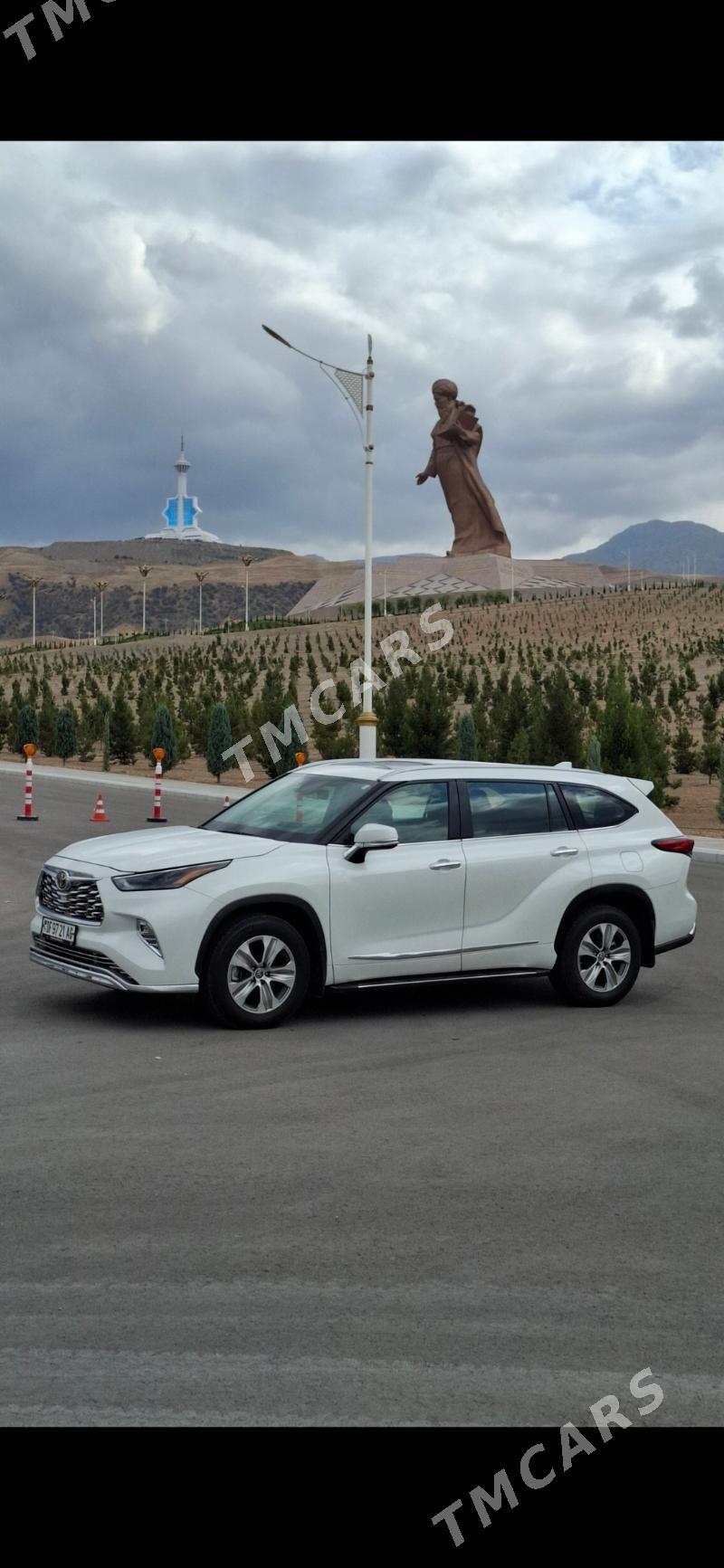 Toyota Highlander 2024 - 650 000 TMT - Ашхабад - img 2