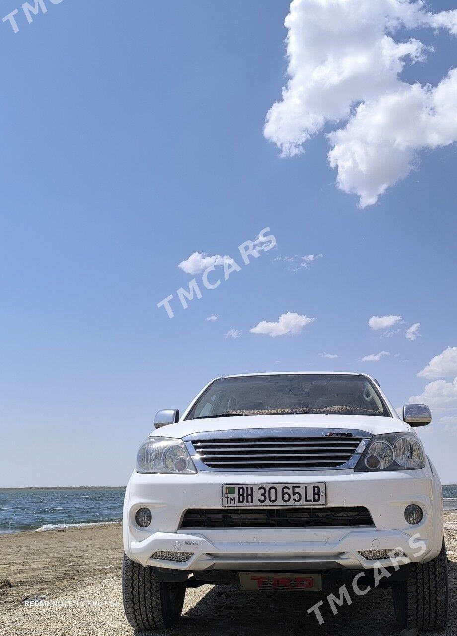 Toyota Land Cruiser Prado 2008 - 270 000 TMT - Туркменабат - img 2