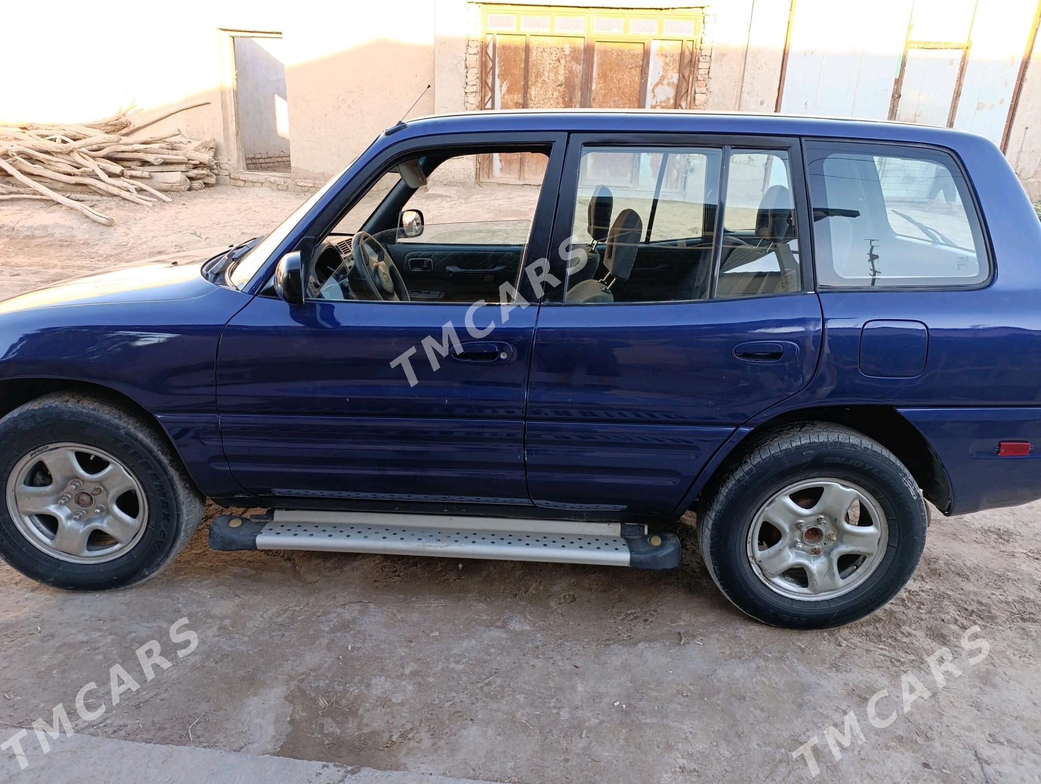 Toyota RAV4 2000 - 80 000 TMT - Гурбансолтан Едже - img 3