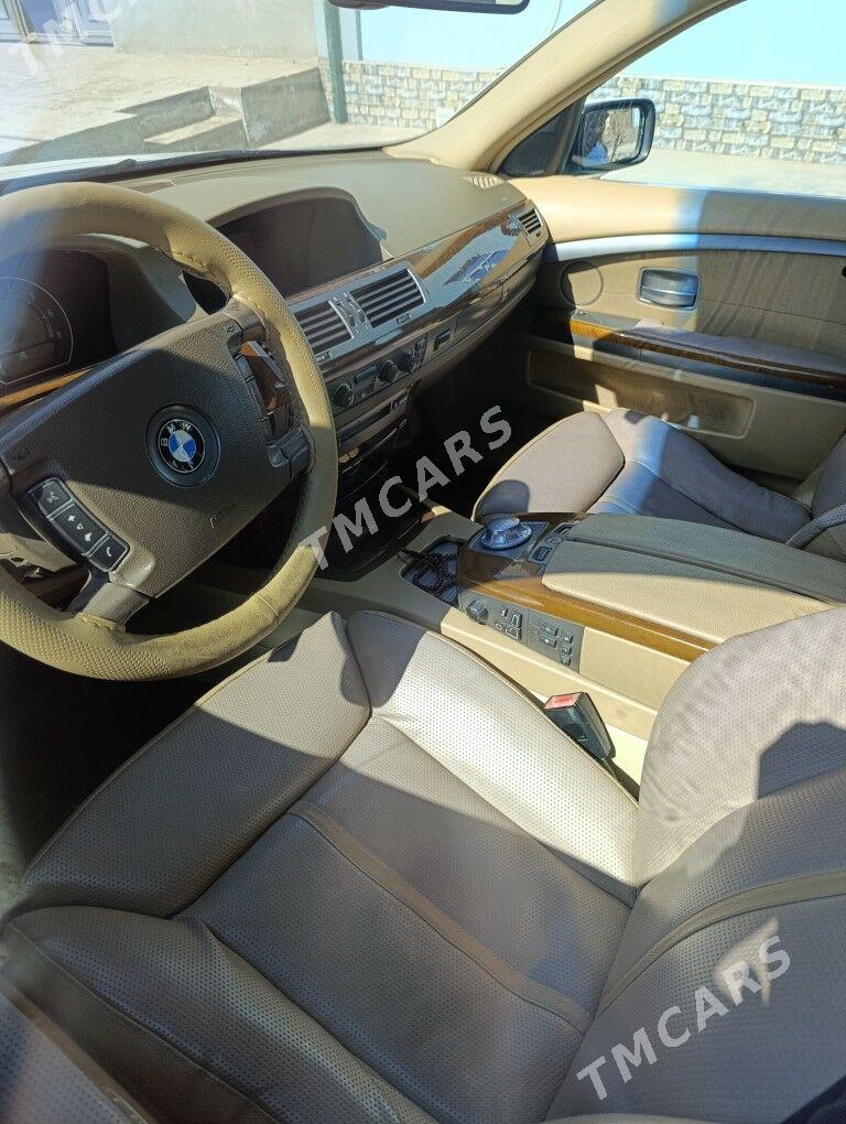 BMW 745 2003 - 130 000 TMT - Дянев - img 4