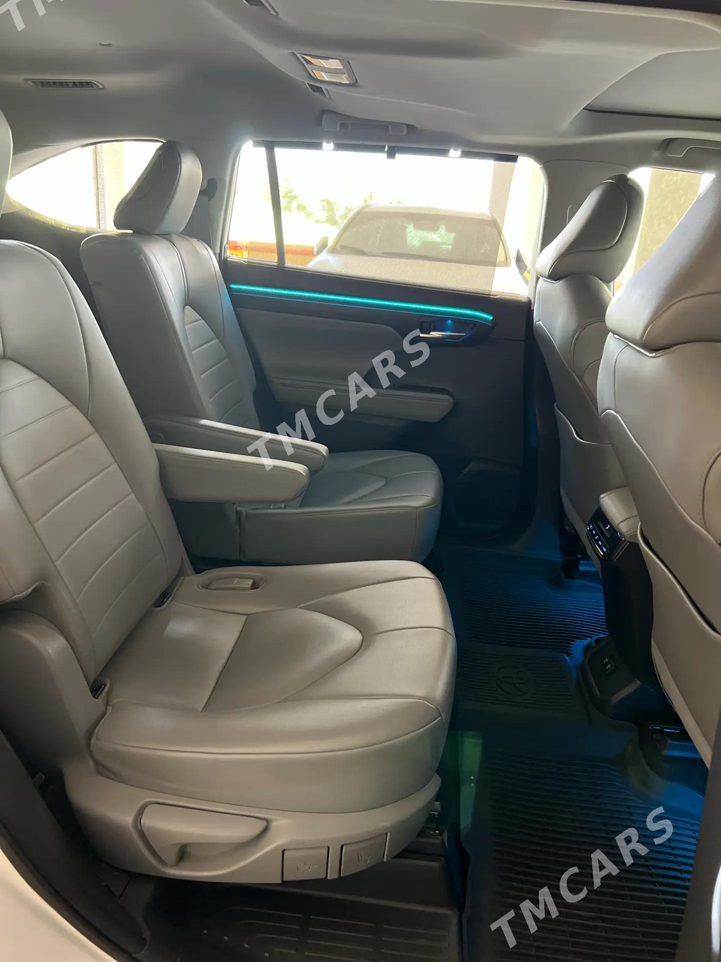 Toyota Highlander 2020 - 653 000 TMT - Aşgabat - img 4