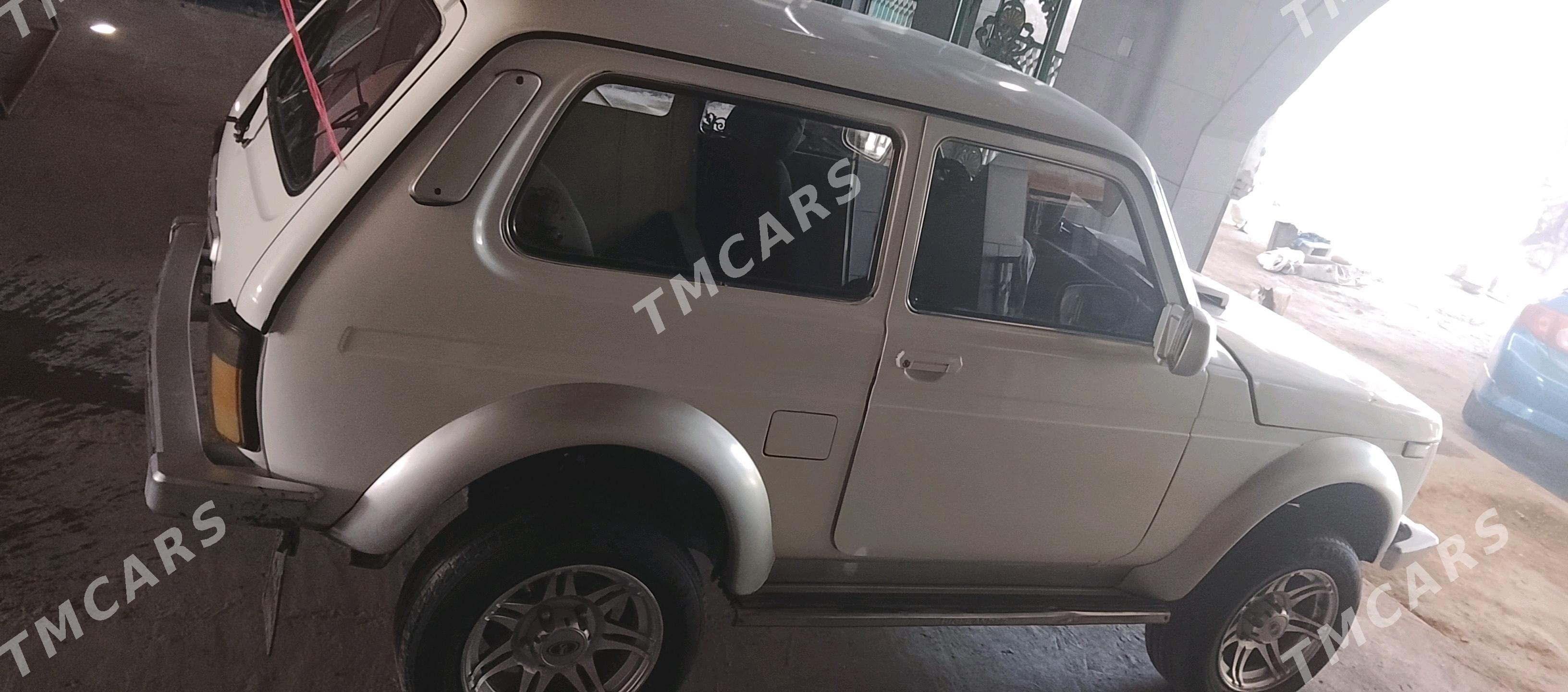 Lada Niva 2014 - 100 000 TMT - Чарджоу - img 3
