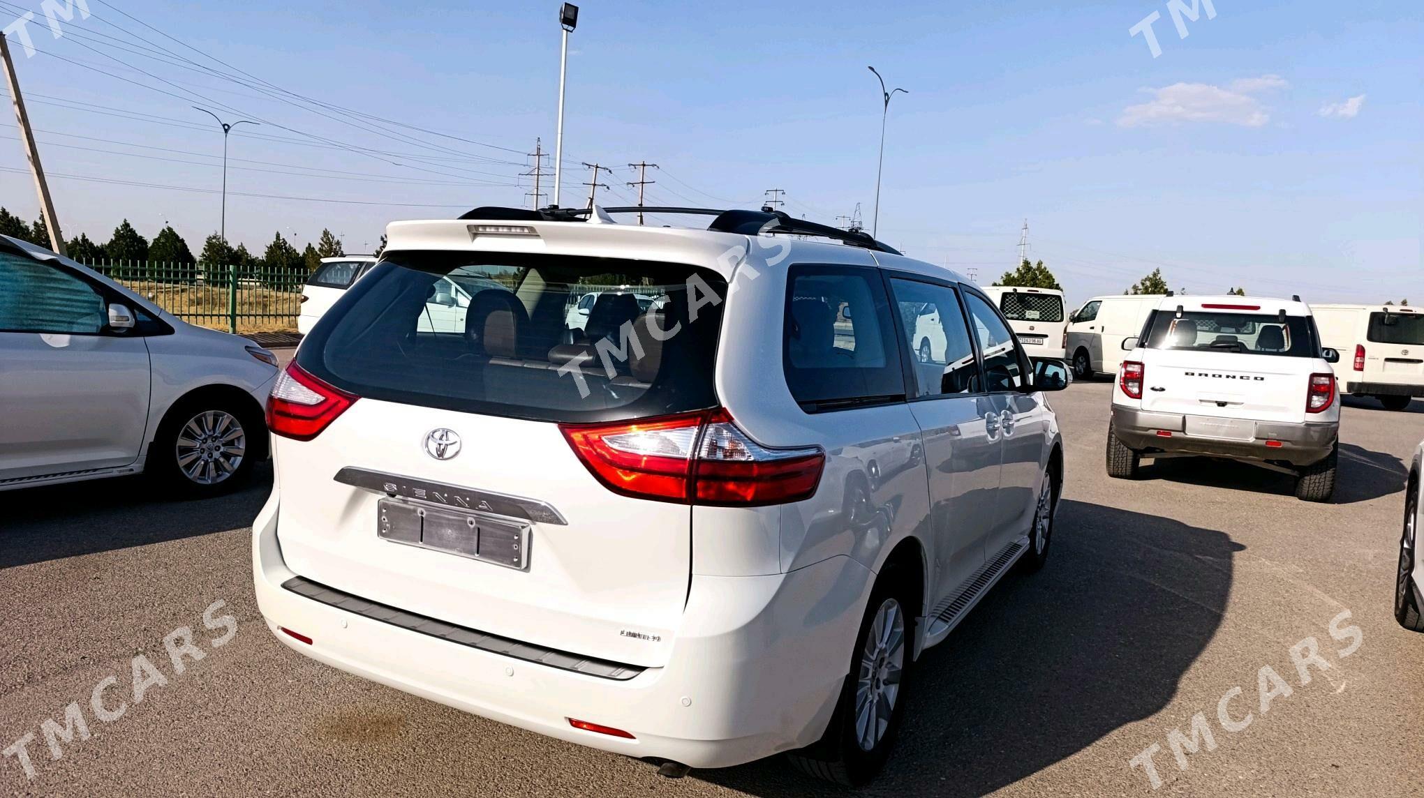 Toyota Sienna 2016 - 390 000 TMT - Кёнеургенч - img 9