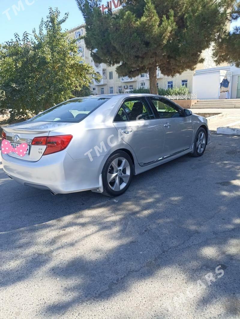 Toyota Camry 2013 - 250 000 TMT - Туркменабат - img 4