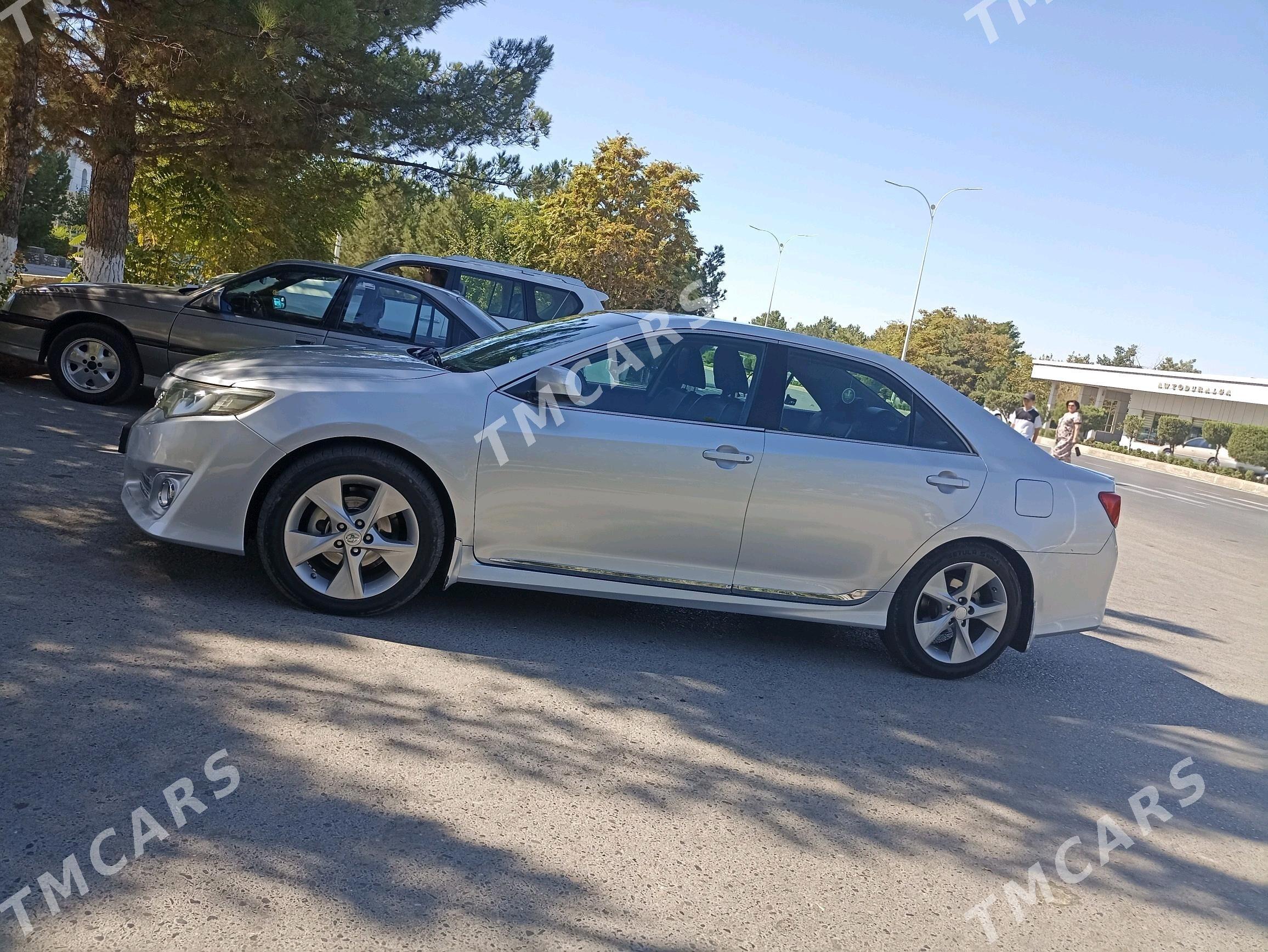 Toyota Camry 2013 - 250 000 TMT - Туркменабат - img 10