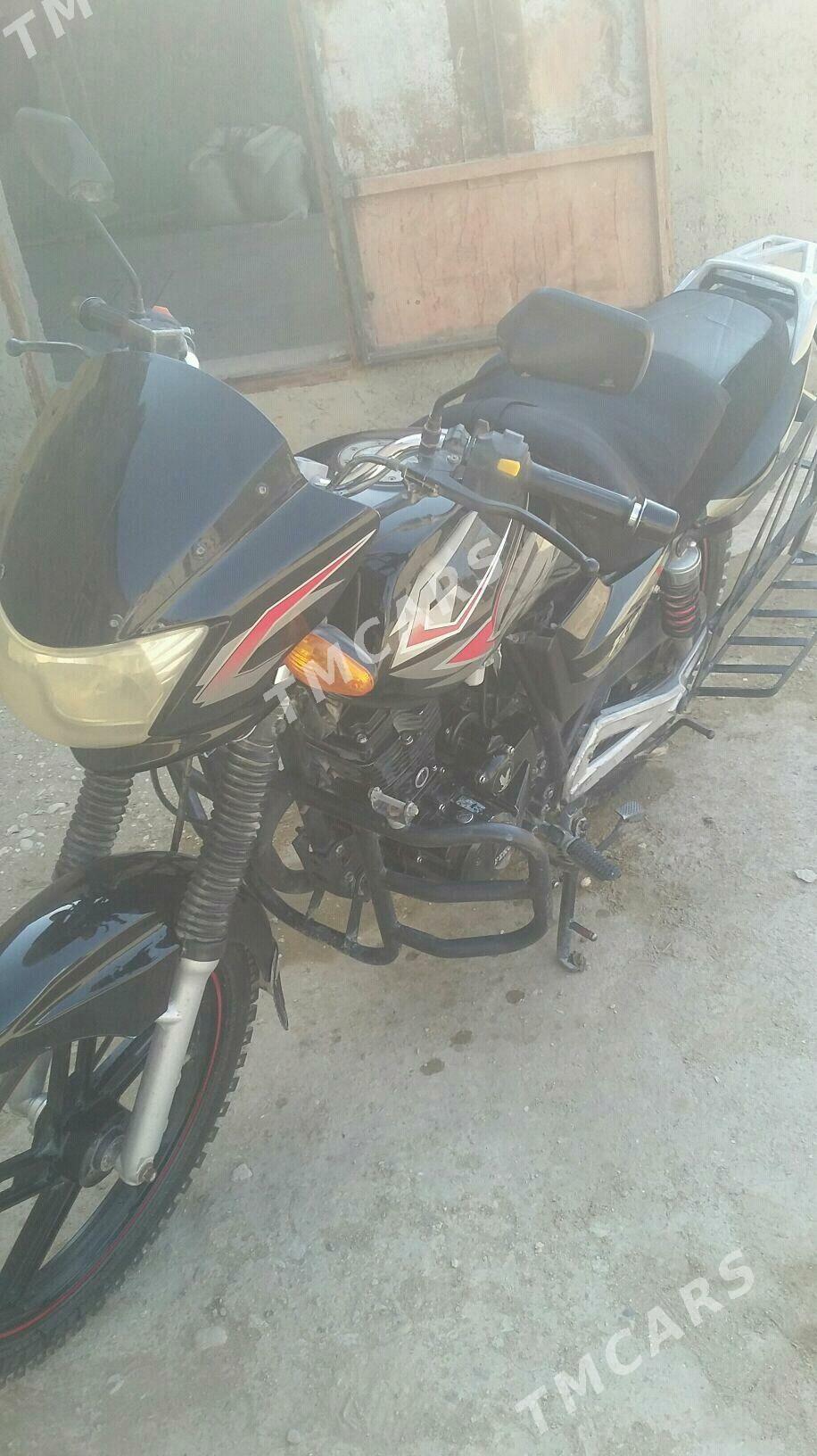 Fekon FK150-8G 2014 - 17 000 TMT - Гумдаг - img 2