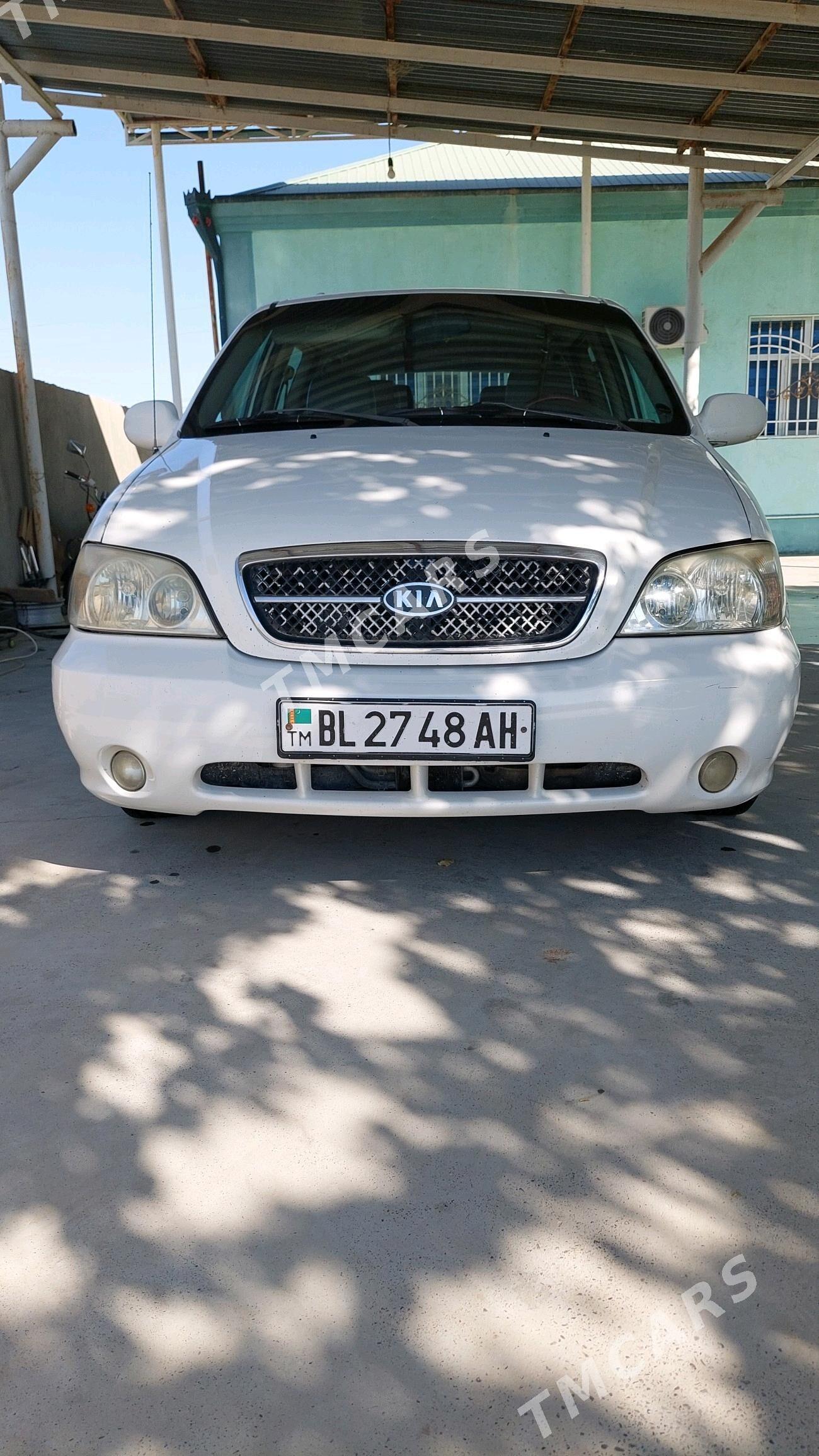 Kia Sedona 2003 - 90 000 TMT - Бахарден - img 7