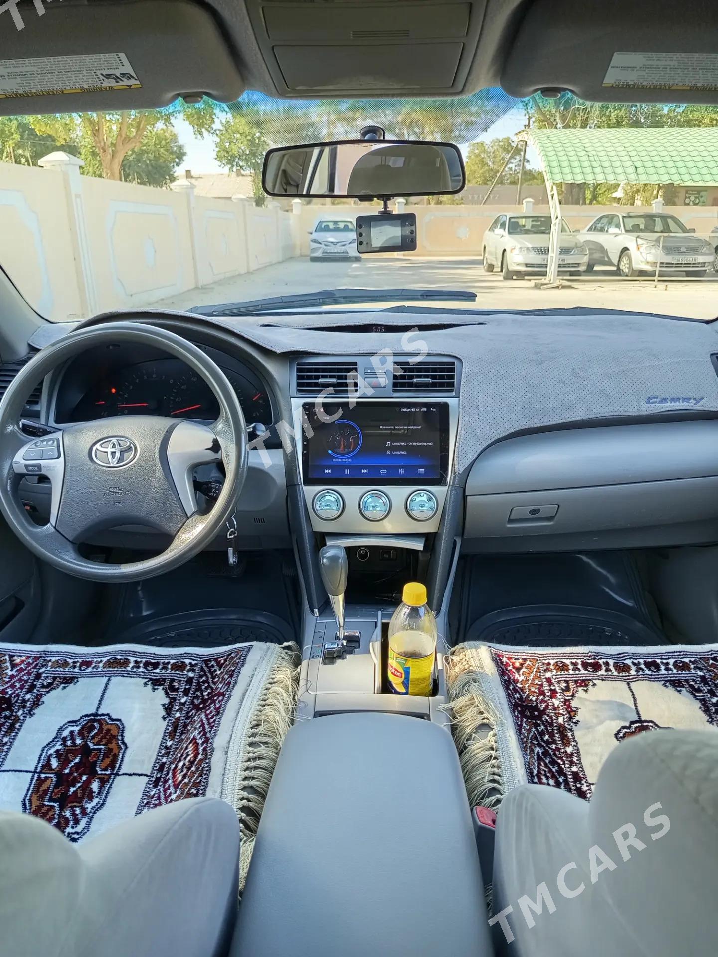 Toyota Camry 2007 - 184 000 TMT - Байрамали - img 2