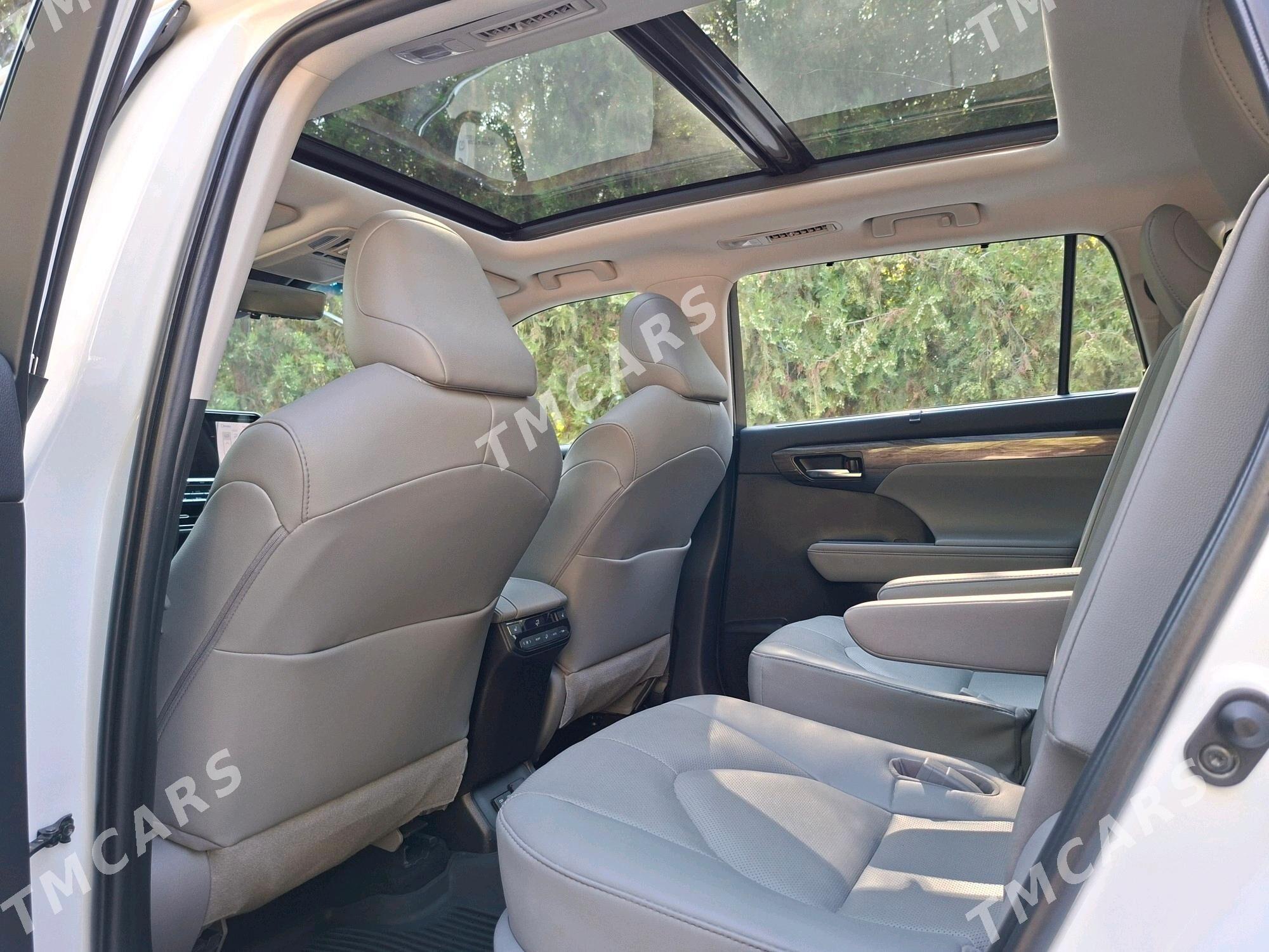 Toyota Highlander 2020 - 700 000 TMT - Aşgabat - img 4
