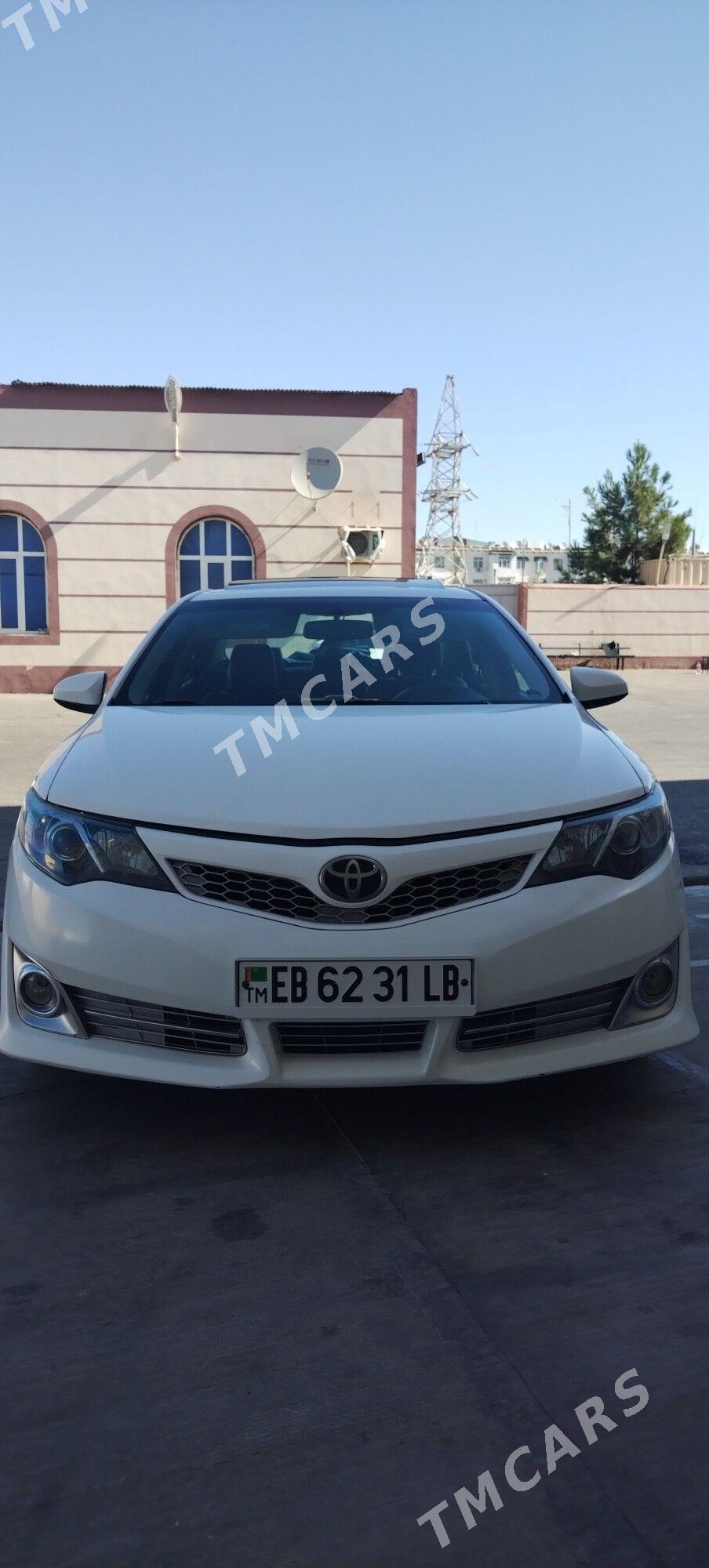 Toyota Camry 2014 - 250 000 TMT - Туркменабат - img 3