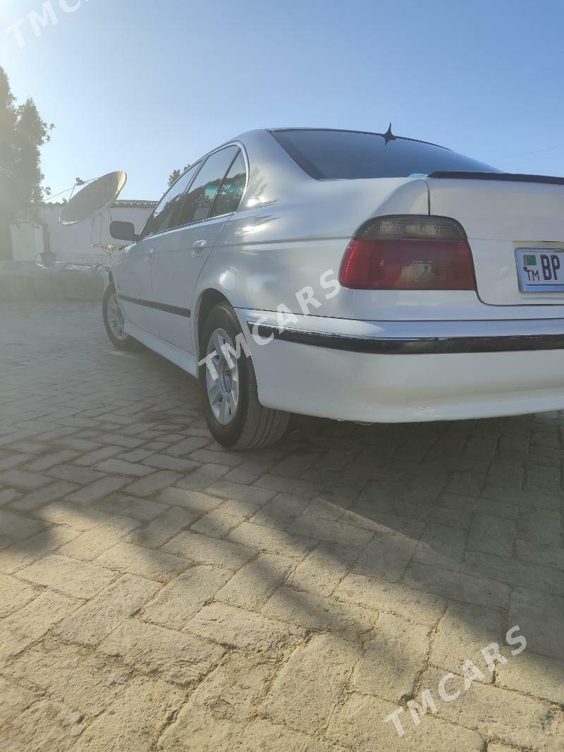 BMW 528 1998 - 90 000 TMT - Керки - img 2