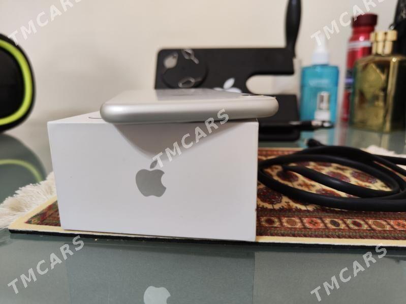iphone 8 silver tazeje - Анев - img 4