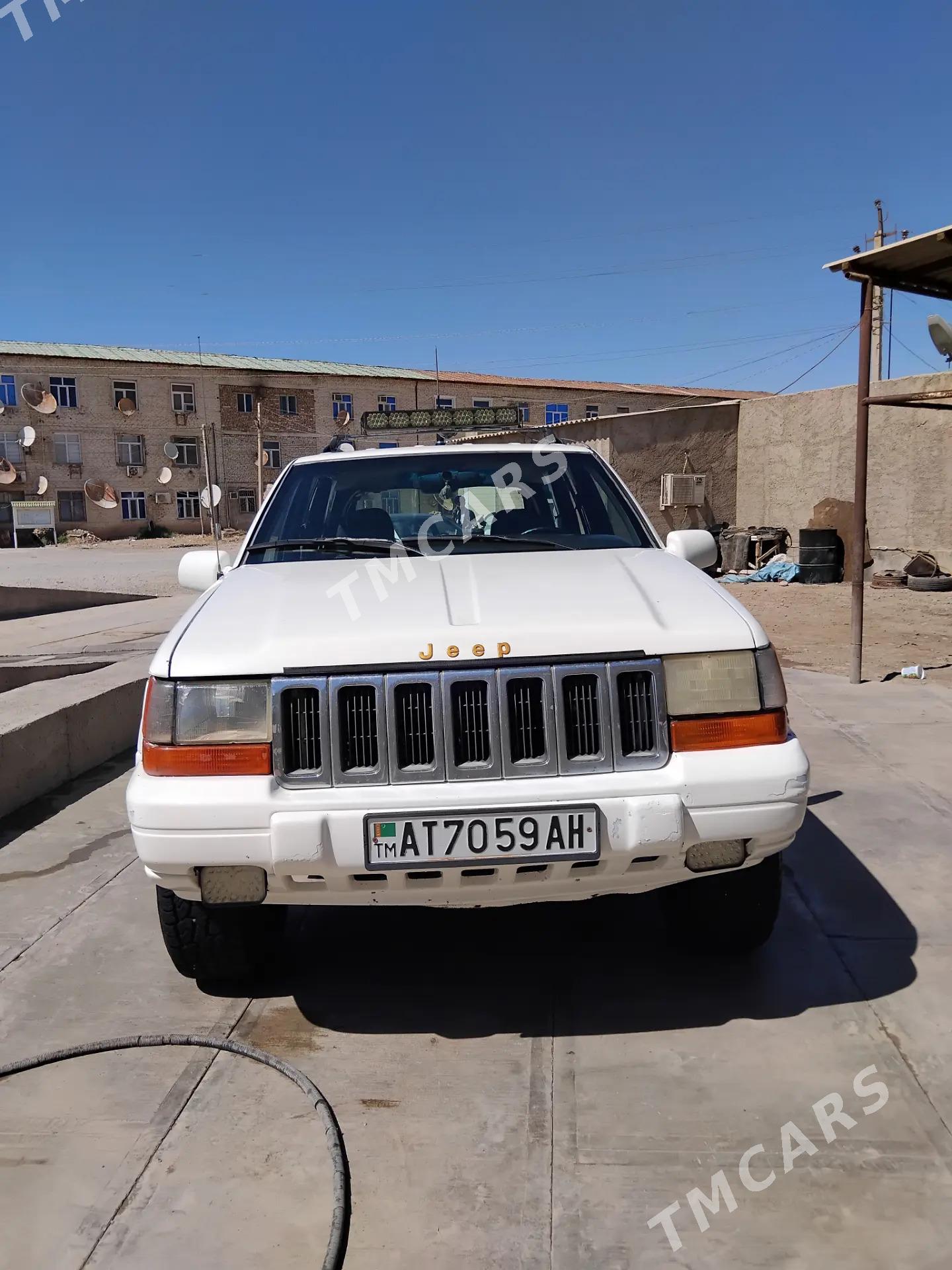 Jeep Grand Cherokee 1996 - 42 000 TMT - Теджен - img 2
