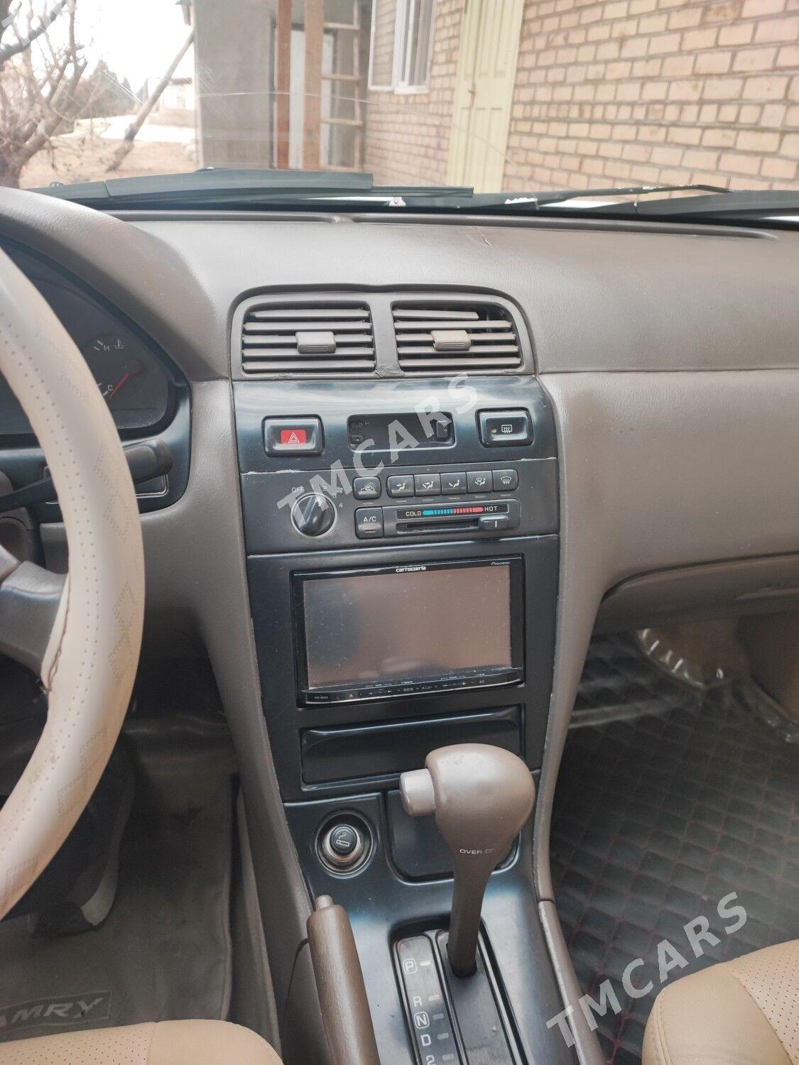 Nissan Maxima 1998 - 50 000 TMT - Шабатский этрап - img 4