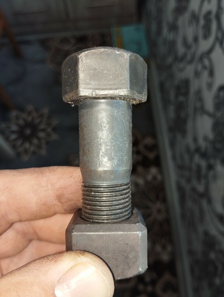 CATERPILLAR BOLT GAÝKA 150 TMT - Balkanabat - img 3