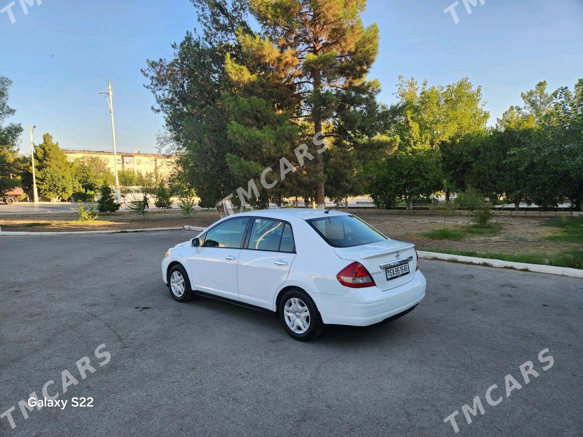 Nissan Versa 2011 - 129 000 TMT - Ашхабад - img 4
