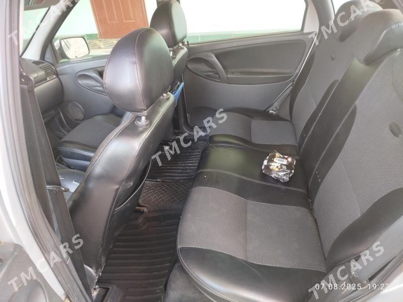 Lada Kalina 2011 - 62 000 TMT - Ак-Бугдайский этрап - img 6