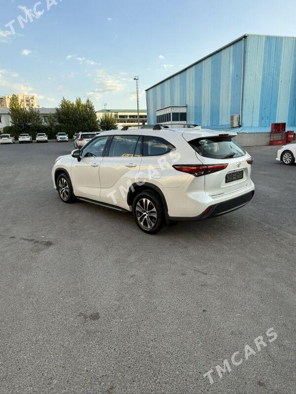 Toyota Highlander 2022 - 561 450 TMT - Ашхабад - img 3