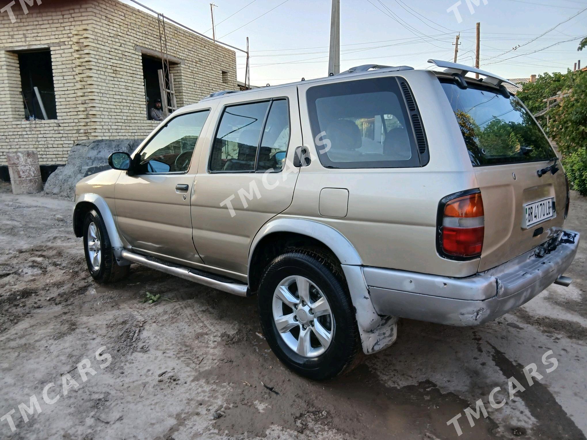 Nissan Pathfinder 1998 - 80 000 TMT - Дянев - img 3