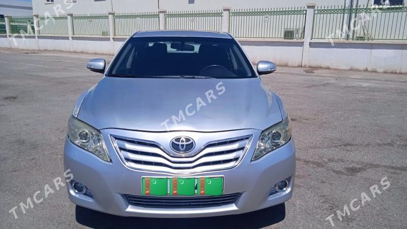 Toyota Camry 2009 - 123 000 TMT - 6 мкр - img 2