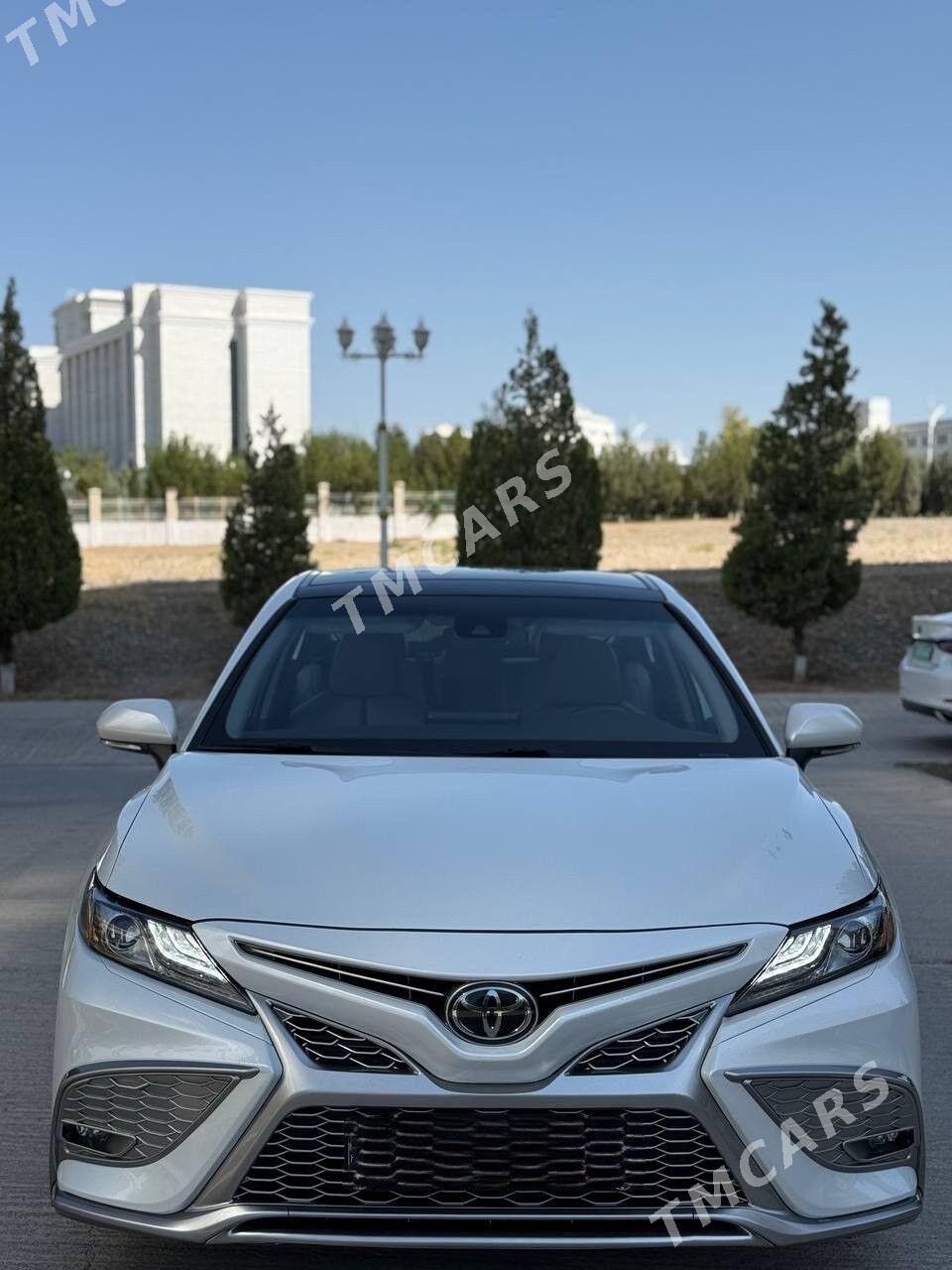 Toyota Camry 2022 - 440 000 TMT - Aşgabat - img 3