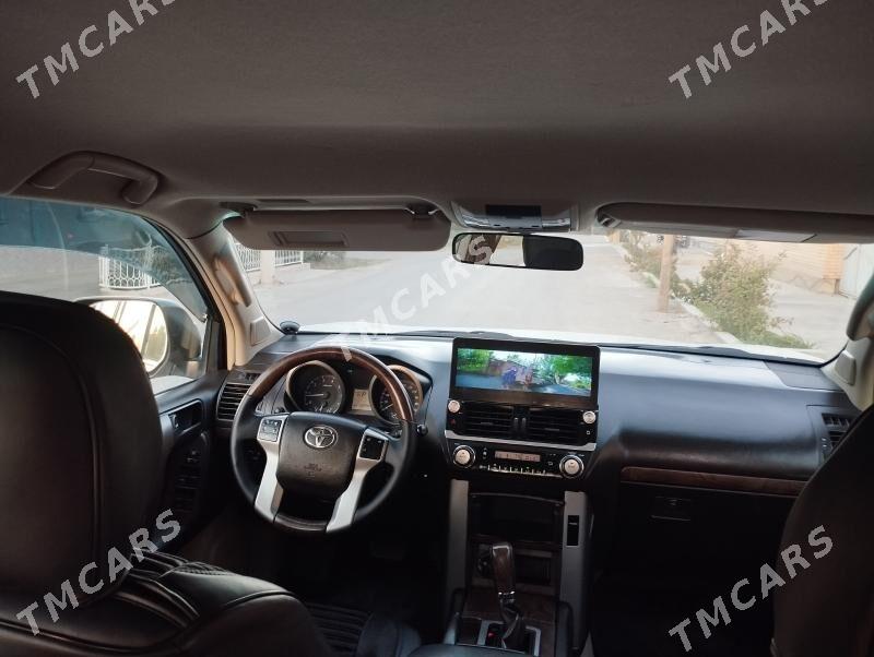 Toyota Land Cruiser Prado 2010 - 480 000 TMT - Туркменабат - img 6
