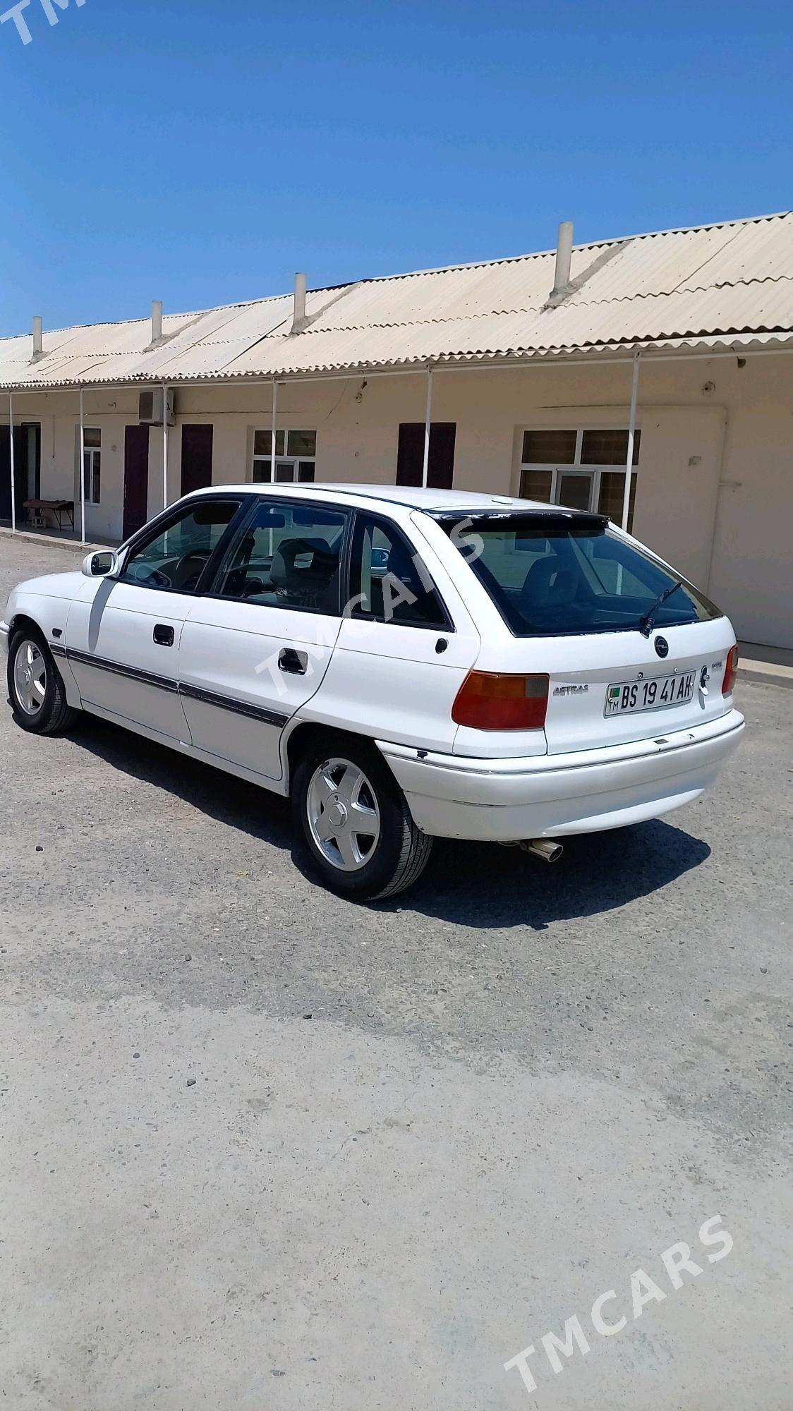 Opel Astra 1994 - 40 000 TMT - Гёкдепе - img 3