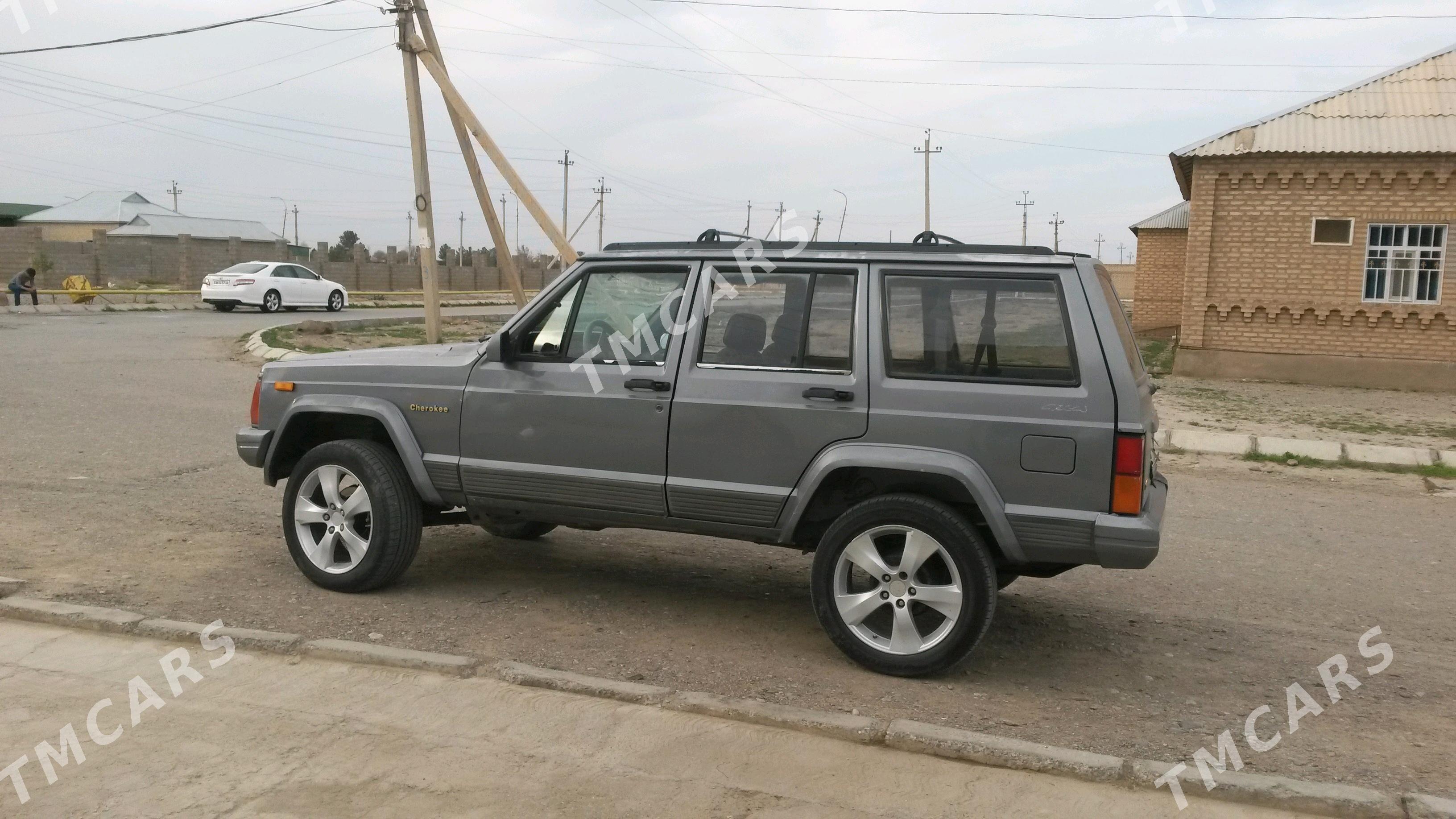 Jeep Cherokee 1992 - 50 000 TMT - Серахс - img 4