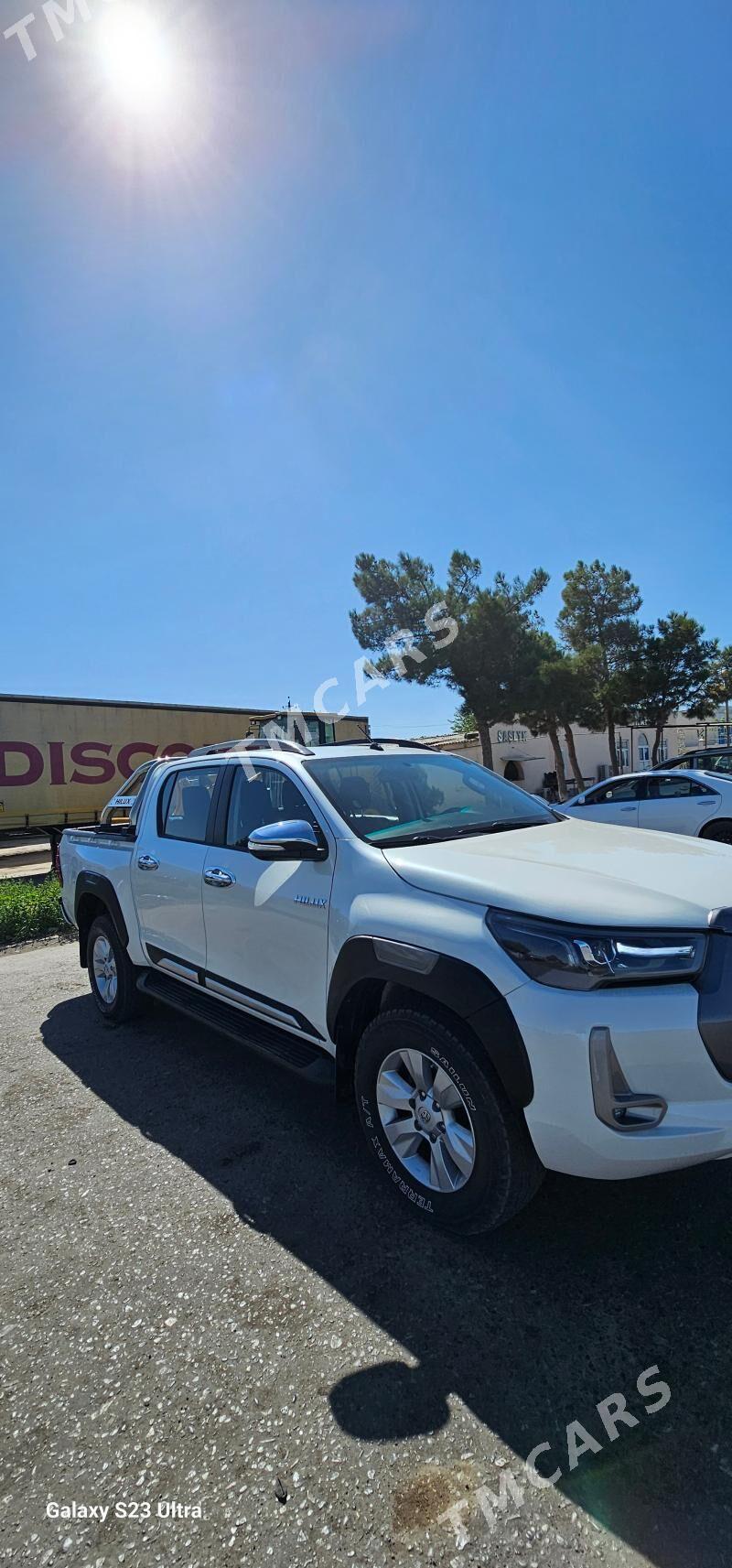 Toyota Hilux 2016 - 500 000 TMT - Туркменабат - img 3