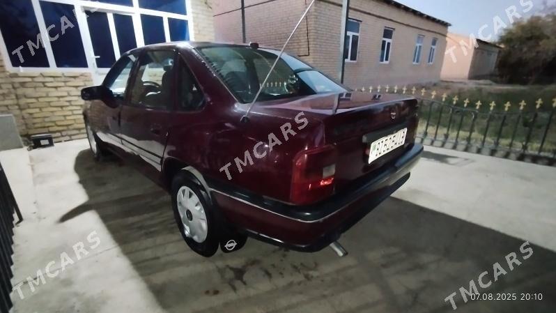 Opel Vectra 1992 - 42 000 TMT - Saýat - img 6