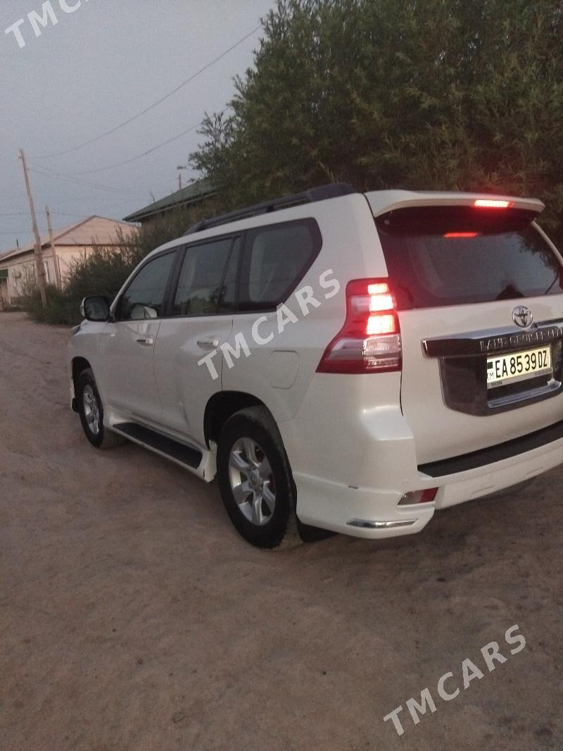 Toyota Land Cruiser Prado 2011 - 520 000 TMT - Кёнеургенч - img 2