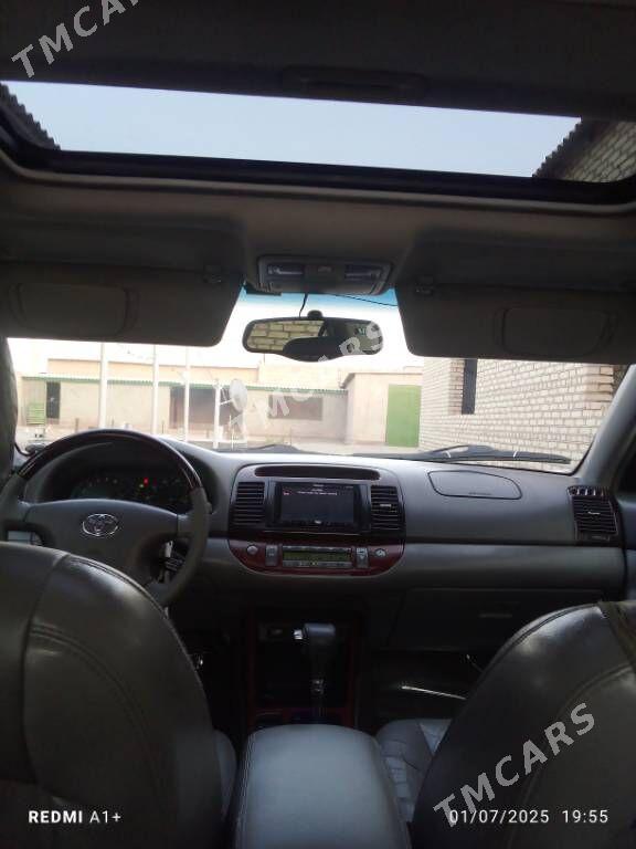 Toyota Camry 2002 - 200 000 TMT - Теджен - img 2