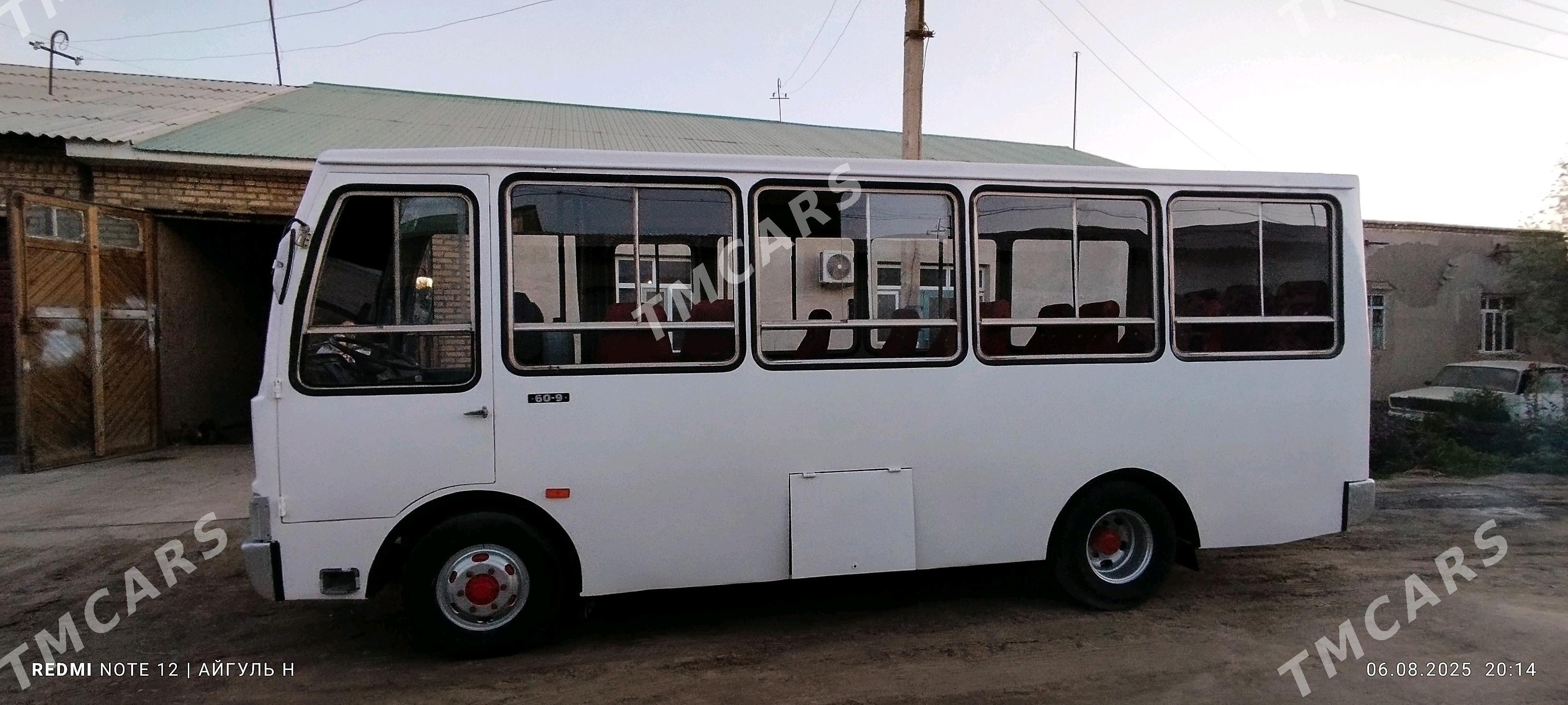 Iveco Daily 1994 - 150 000 TMT - Кёнеургенч - img 7
