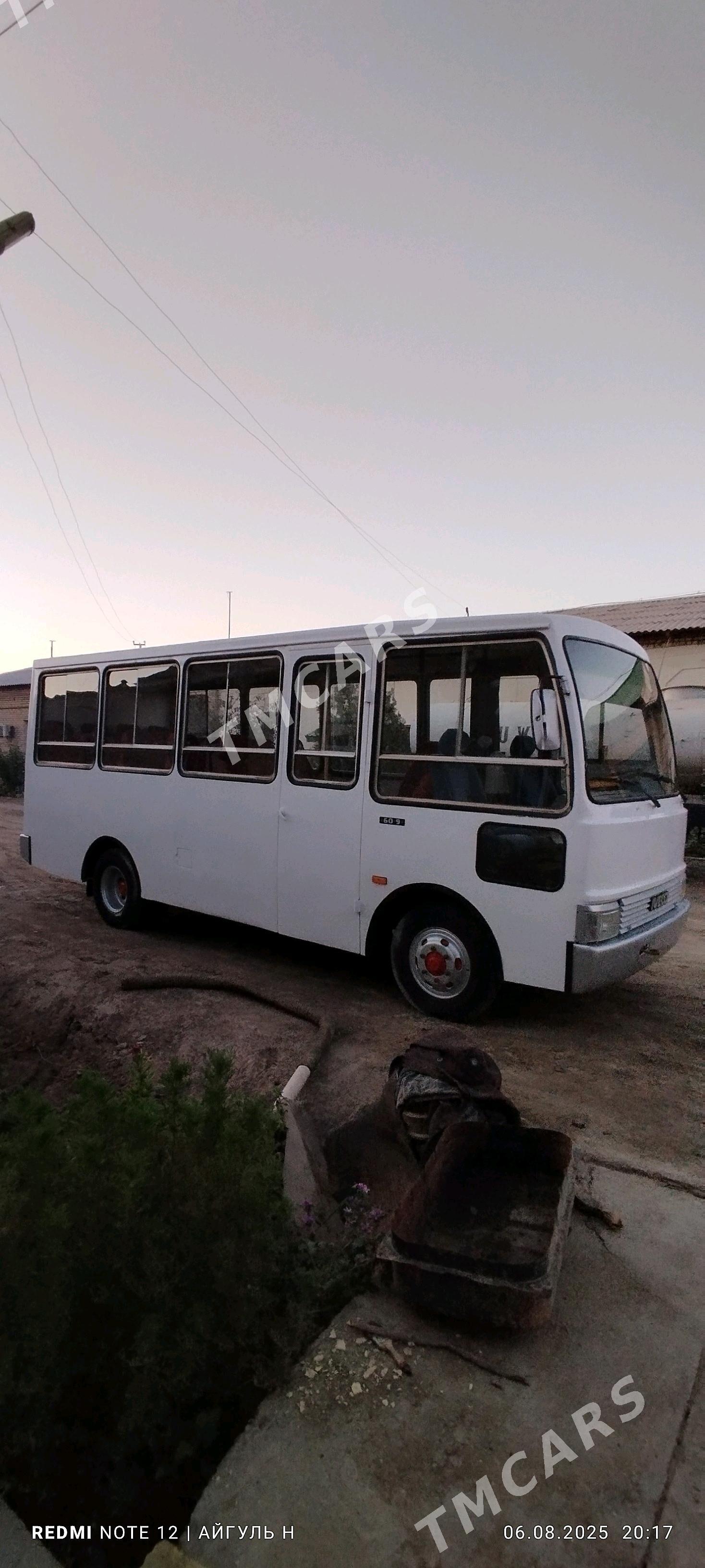 Iveco Daily 1994 - 150 000 TMT - Кёнеургенч - img 8
