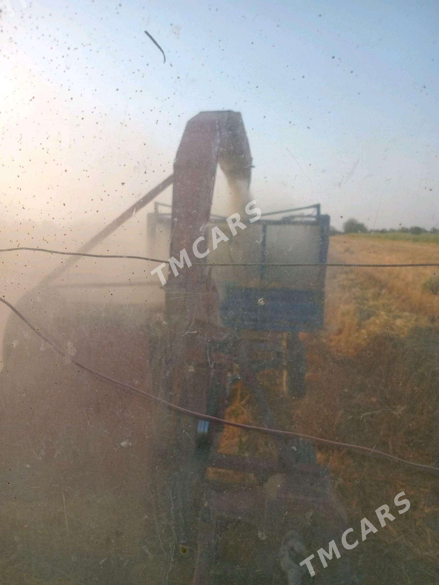 MTZ 82 1998 - 50 000 TMT - Ёлётен - img 2