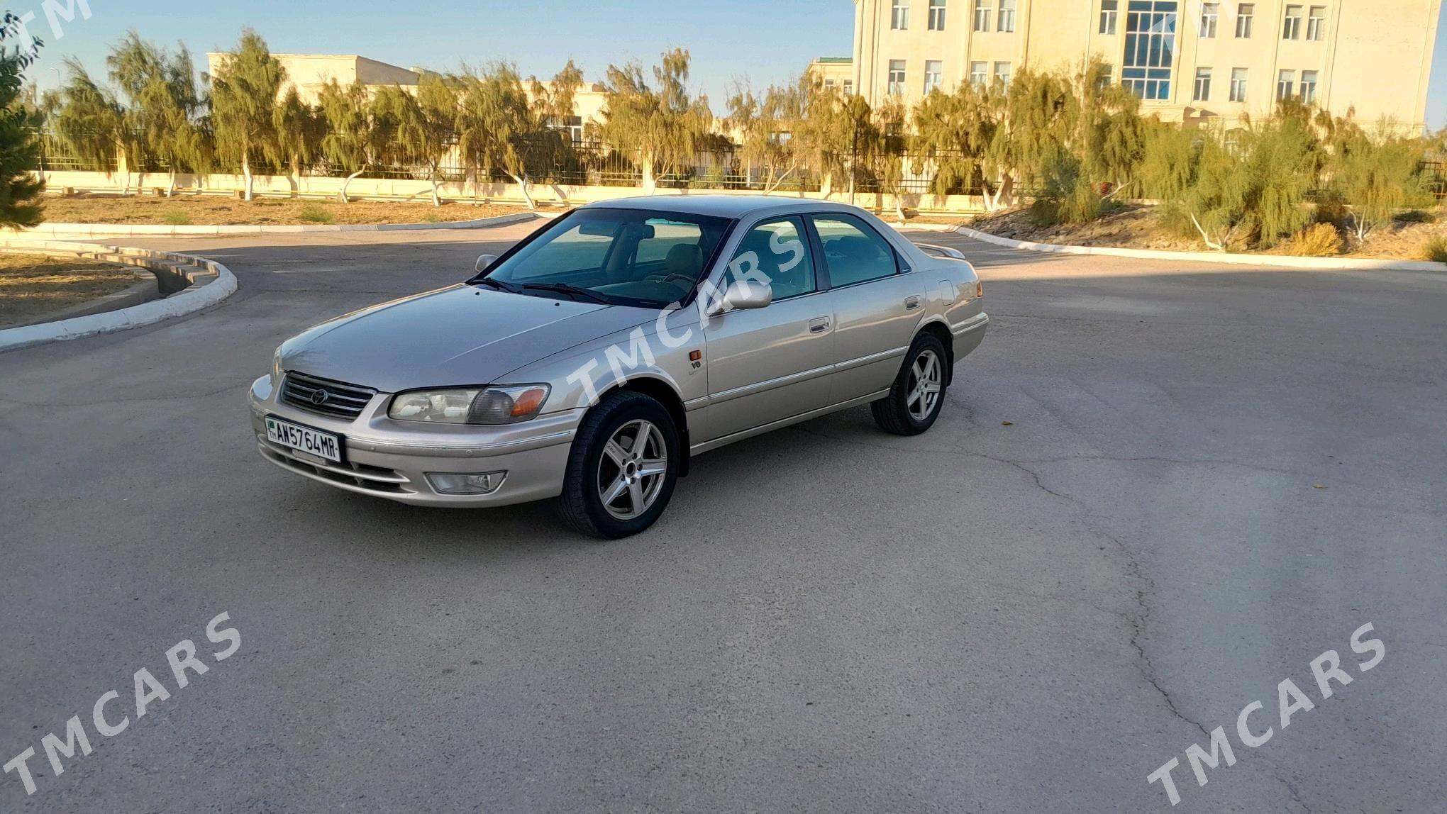 Toyota Camry 1998 - 133 000 TMT - Ýolöten - img 5