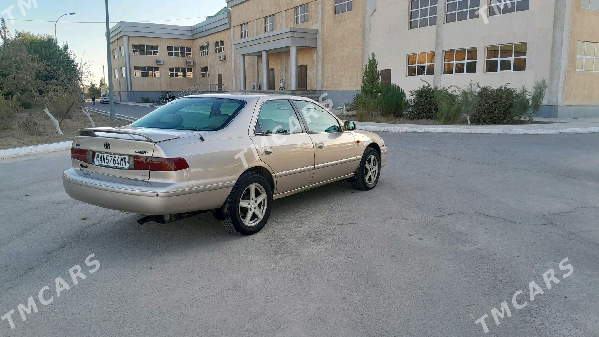 Toyota Camry 1998 - 133 000 TMT - Ýolöten - img 6