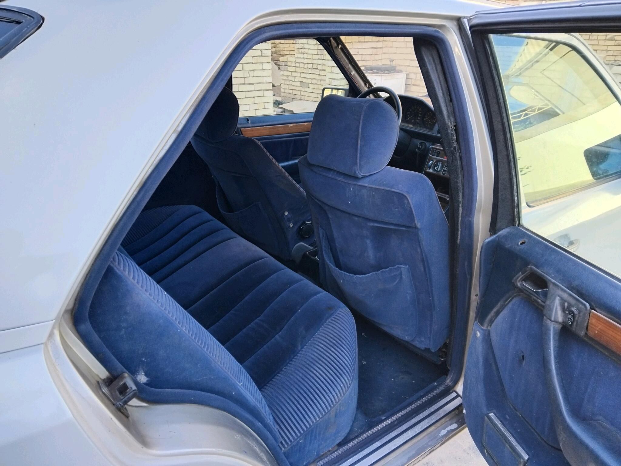 Mercedes-Benz 300E 1995 - 25 000 TMT - Mary - img 9