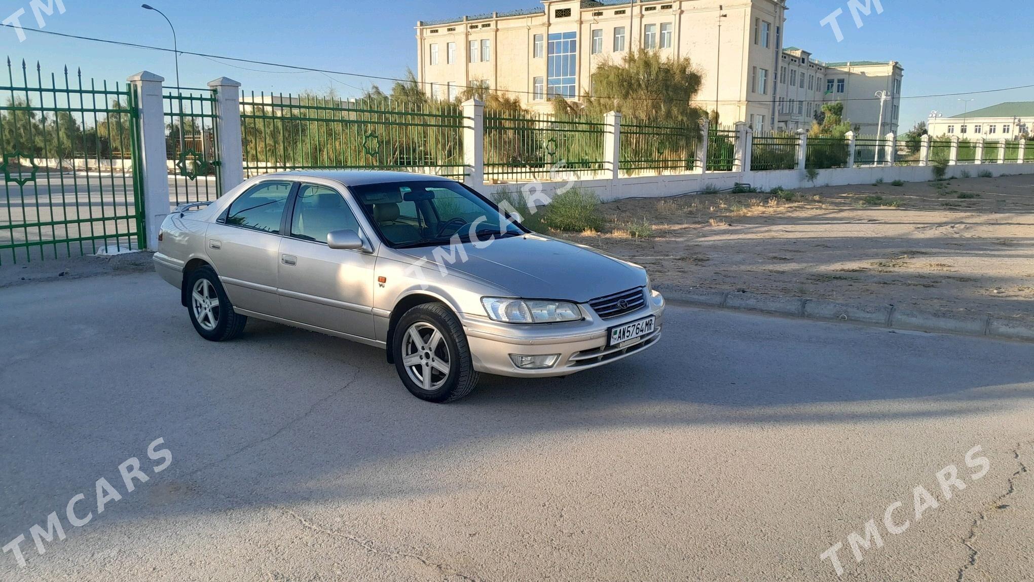 Toyota Camry 1998 - 133 000 TMT - Ýolöten - img 10