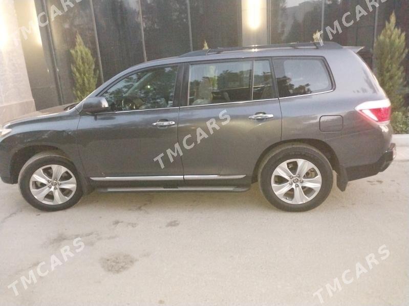 Toyota Highlander 2013 - 305 000 TMT - Туркменабат - img 4