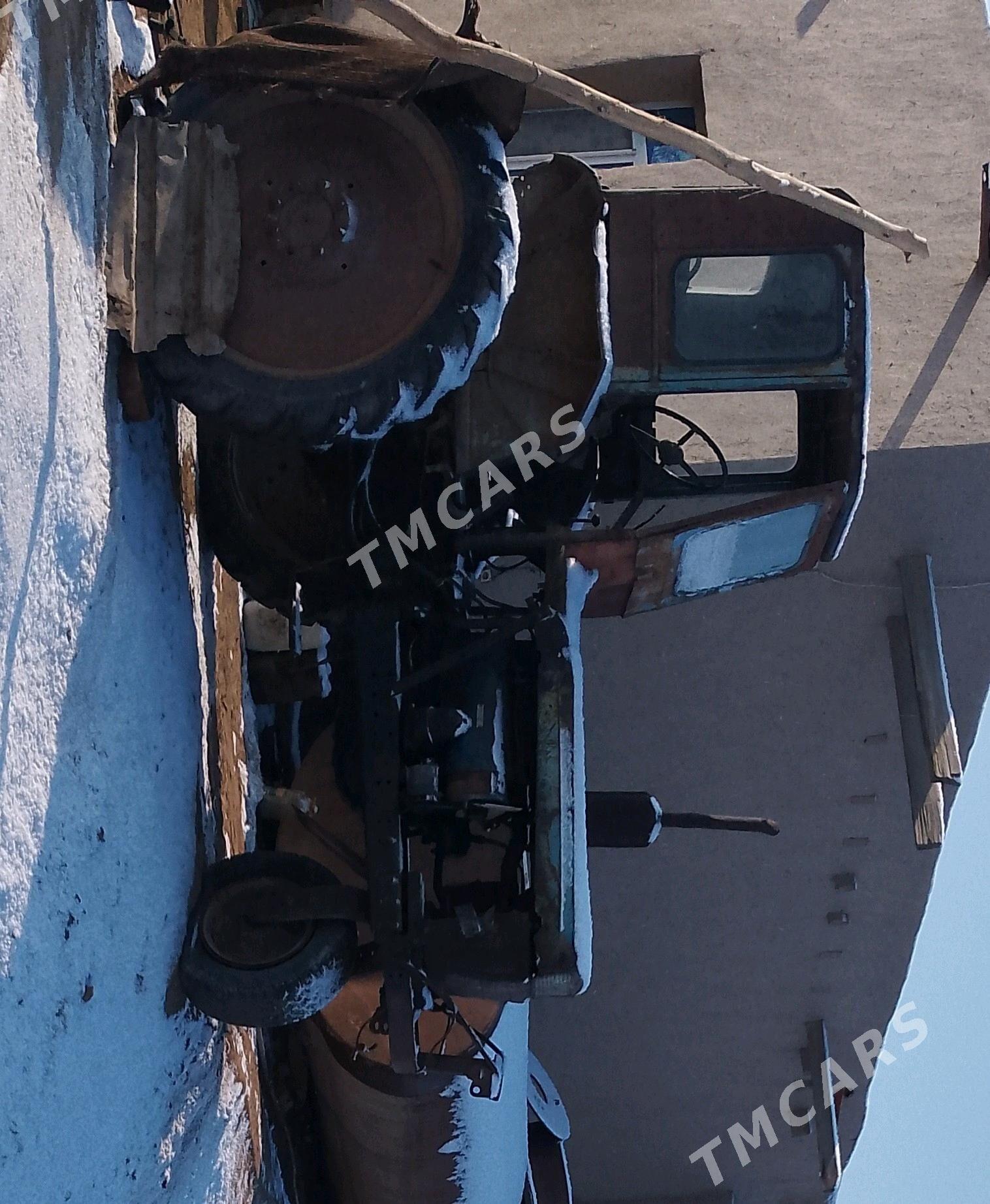 MTZ T-28 1990 - 12 000 TMT - етр. Туркменбаши - img 3